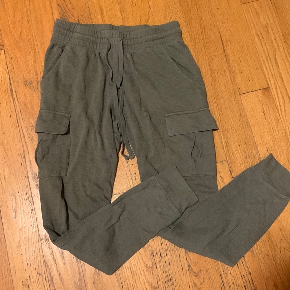 Green womens cargo joggers